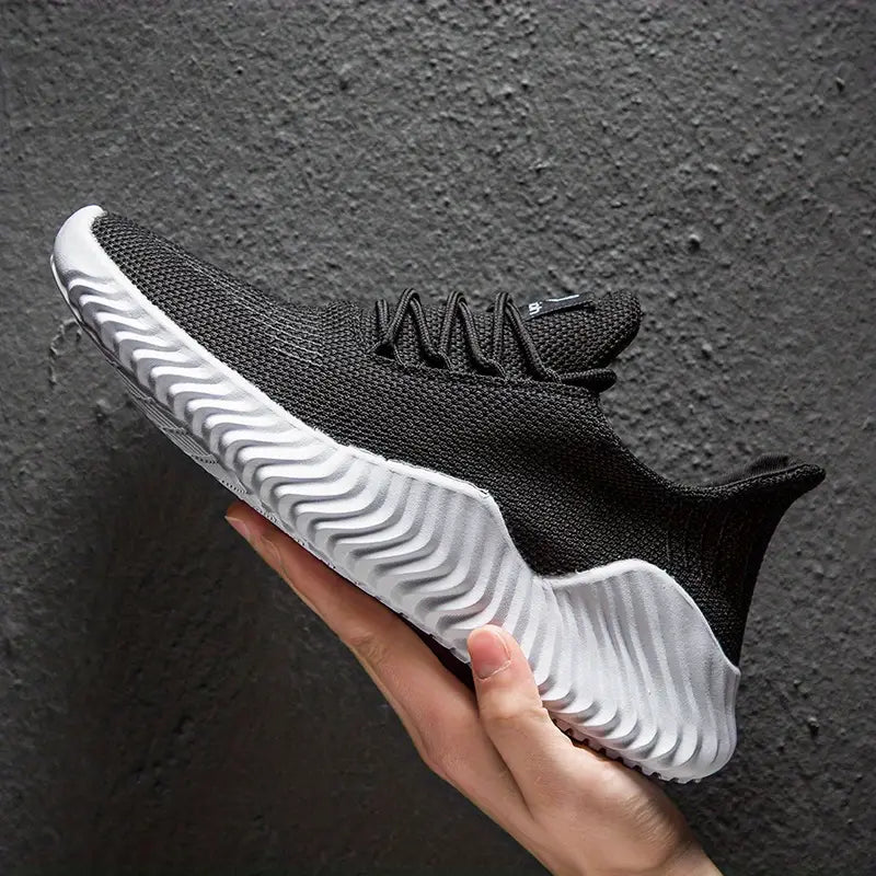 Beau | Men's Lightweight Lace-Up Sneakers